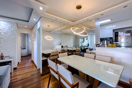 Apartamento à venda com 70m², 2 quartos e 2 vagasSala