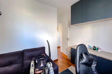 Apartamento à venda com 70m², 2 quartos e 2 vagasQuarto 2