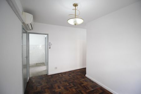 Sala de apartamento à venda com 1 quarto, 44m² em Vila Ipiranga, Porto Alegre