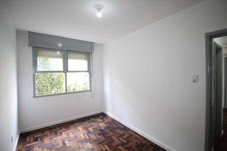 Quarto 1 de apartamento à venda com 1 quarto, 44m² em Vila Ipiranga, Porto Alegre