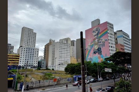 Vista da Sala de apartamento para alugar com 1 quarto, 50m² em Santa Ifigênia, São Paulo
