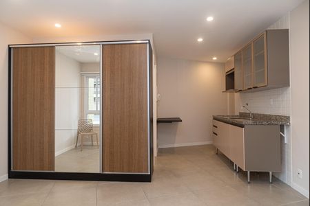 Quarto de kitnet/studio para alugar com 1 quarto, 28m² em Bela Vista, São Paulo
