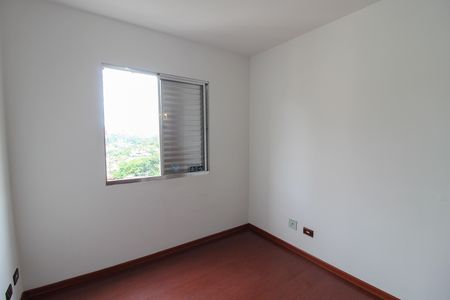 Quarto 2 de apartamento para alugar com 3 quartos, 60m² em Jardim Jaqueline, São Paulo