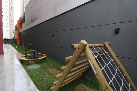 Apartamento para alugar com 25m², 2 quartos e sem vagaÁrea comum - Playground