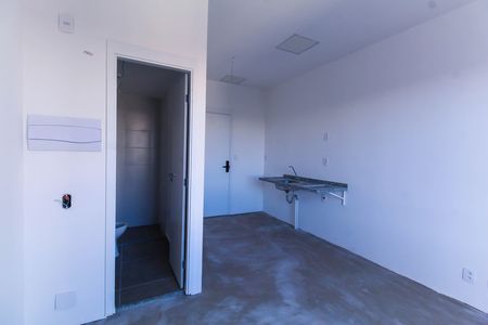 Studio para alugar com 26m², 1 quarto e sem vaga Studio para alugar com 26m², 1 quarto e sem vagaSala/Quarto