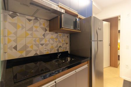 Cozinha de apartamento para alugar com 2 quartos, 25m² em Vila Ema, São Paulo