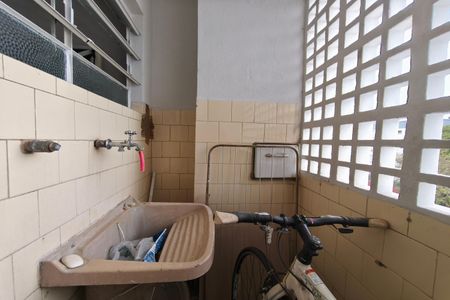 Apartamento para alugar com 63m², 2 quartos e 1 vagaÁrea de Serviço