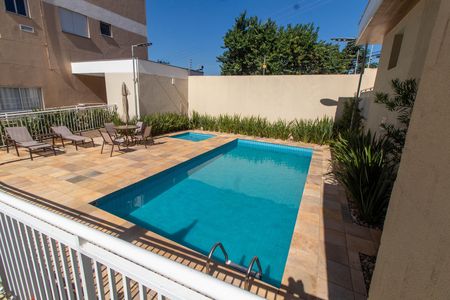 Apartamento à venda com 47m², 2 quartos e 1 vaga Apartamento à venda com 47m², 2 quartos e 1 vagaÁREA COMUM - PISCINA