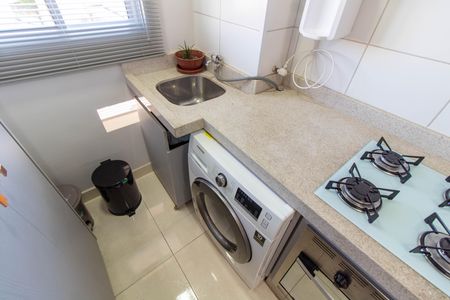 Apartamento à venda com 47m², 2 quartos e 1 vaga Apartamento à venda com 47m², 2 quartos e 1 vagaÁREA DE SERVIÇO