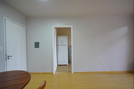 Sala de apartamento para alugar com 1 quarto, 50m² em Partenon, Porto Alegre