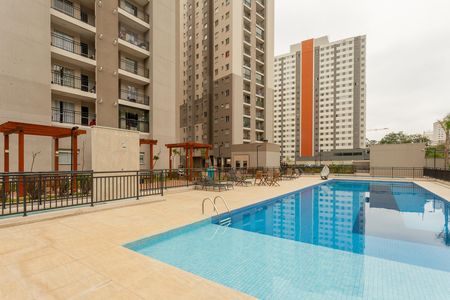Apartamento para alugar com 40m², 2 quartos e 1 vagaÁrea comum - Piscina