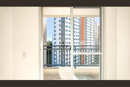 Varanda da Sala de apartamento para alugar com 2 quartos, 40m² em Usina Piratininga, São Paulo