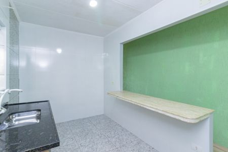 Casa para alugar com 75m², 2 quartos e 1 vaga