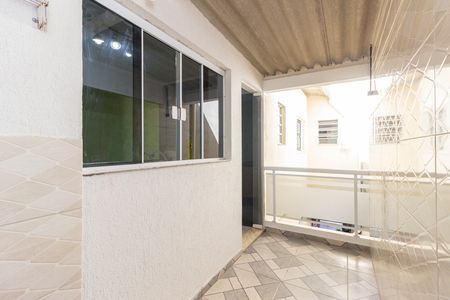 Casa para alugar com 75m², 2 quartos e 1 vaga