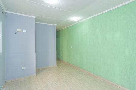 Casa para alugar com 75m², 2 quartos e 1 vaga