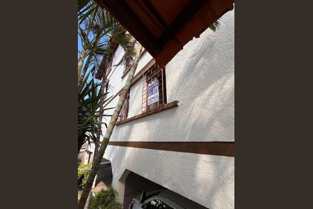 Apartamento à venda com 120m², 3 quartos e 2 vagas Apartamento à venda com 120m², 3 quartos e 2 vagasPlaca