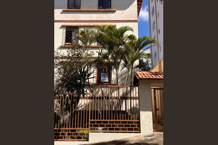 Apartamento à venda com 120m², 3 quartos e 2 vagas Apartamento à venda com 120m², 3 quartos e 2 vagasFachada
