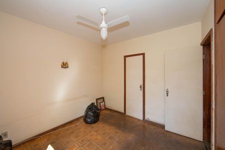 Apartamento à venda com 120m², 3 quartos e 2 vagas Apartamento à venda com 120m², 3 quartos e 2 vagasSuíte