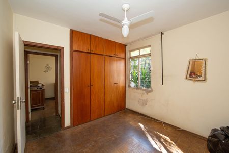 Apartamento à venda com 120m², 3 quartos e 2 vagas Apartamento à venda com 120m², 3 quartos e 2 vagasSuíte