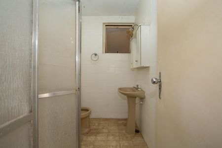 Apartamento à venda com 120m², 3 quartos e 2 vagas Apartamento à venda com 120m², 3 quartos e 2 vagasBanheiro social