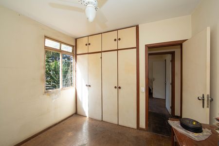 Apartamento à venda com 120m², 3 quartos e 2 vagas Apartamento à venda com 120m², 3 quartos e 2 vagasQuarto 1