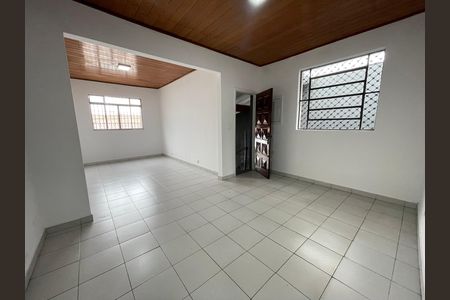Sala de casa à venda com 3 quartos, 151m² em Rio Pequeno, São Paulo