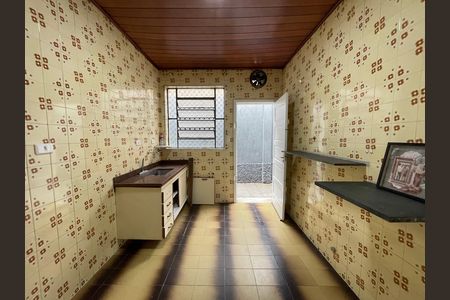 Casa à venda com 151m², 3 quartos e 2 vagas Casa à venda com 151m², 3 quartos e 2 vagasCozinha