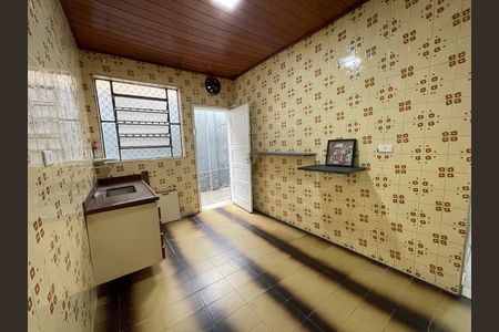 Casa à venda com 151m², 3 quartos e 2 vagas Casa à venda com 151m², 3 quartos e 2 vagasCozinha