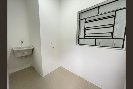 Casa à venda com 151m², 3 quartos e 2 vagas Casa à venda com 151m², 3 quartos e 2 vagasÁrea de serviço