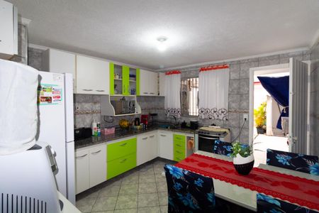 Casa à venda com 74m², 2 quartos e sem vaga Casa à venda com 74m², 2 quartos e sem vagaCozinha