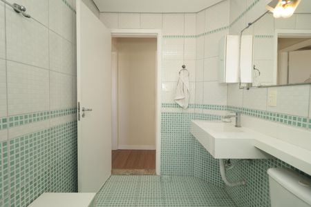 Banheiro de apartamento para alugar com 2 quartos, 70m² em Vila Mariana, São Paulo