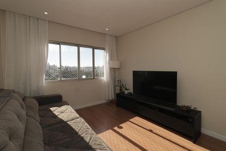 Apartamento para alugar com 70m², 2 quartos e sem vagaSala