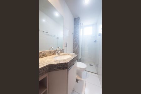 Apartamento para alugar com 75m², 3 quartos e 2 vagas Apartamento para alugar com 75m², 3 quartos e 2 vagasBanheiro social