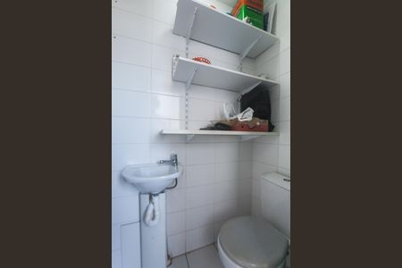 Apartamento para alugar com 75m², 3 quartos e 2 vagas Apartamento para alugar com 75m², 3 quartos e 2 vagasBanheiro de serviço