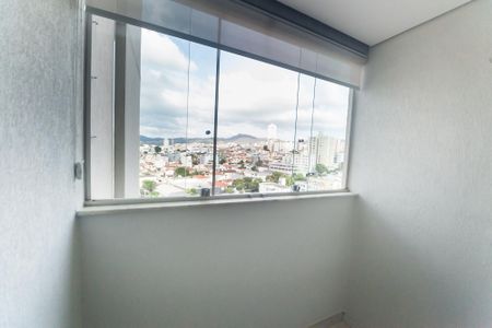 varanda sala de apartamento para alugar com 3 quartos, 75m² em Floresta, Belo Horizonte