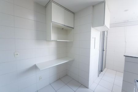 Cozinha de apartamento para alugar com 3 quartos, 75m² em Floresta, Belo Horizonte