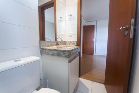 Apartamento para alugar com 75m², 3 quartos e 2 vagas Apartamento para alugar com 75m², 3 quartos e 2 vagasBanheiro da suíte