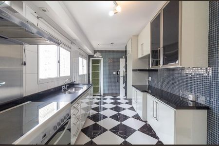 Apartamento à venda com 172m², 3 quartos e 3 vagas