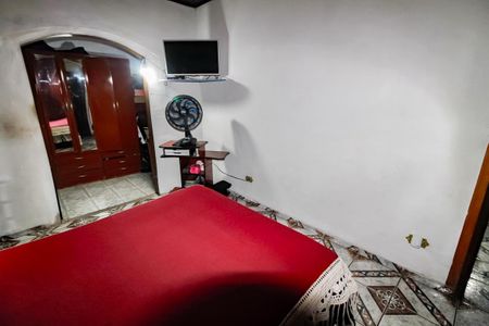 Casa à venda com 616m², 2 quartos e 8 vagas Casa à venda com 616m², 2 quartos e 8 vagasQuarto 2