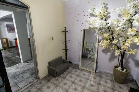 Casa à venda com 616m², 2 quartos e 8 vagas Casa à venda com 616m², 2 quartos e 8 vagasSala 3