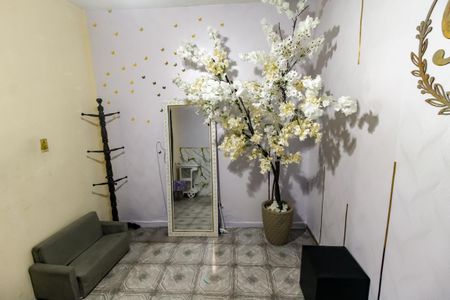 Casa à venda com 616m², 2 quartos e 8 vagas Casa à venda com 616m², 2 quartos e 8 vagasSala 3