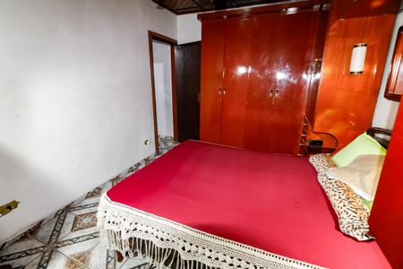 Casa à venda com 616m², 2 quartos e 8 vagas Casa à venda com 616m², 2 quartos e 8 vagasQuarto 2