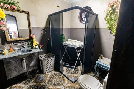 Casa à venda com 616m², 2 quartos e 8 vagas Casa à venda com 616m², 2 quartos e 8 vagasBanheiro - Salão