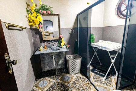 Casa à venda com 616m², 2 quartos e 8 vagas Casa à venda com 616m², 2 quartos e 8 vagasBanheiro - Salão