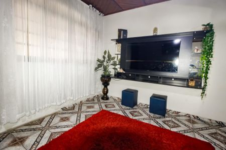 Sala 1 de casa à venda com 2 quartos, 616m² em Parque Pinheiros, São Paulo
