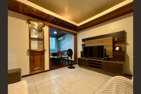 Apartamento para alugar com 125m², 3 quartos e 1 vaga