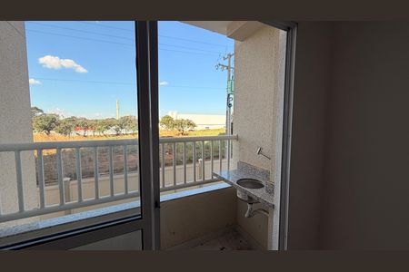 Apartamento à venda com 48m², 2 quartos e 1 vaga Apartamento à venda com 48m², 2 quartos e 1 vagaSacada