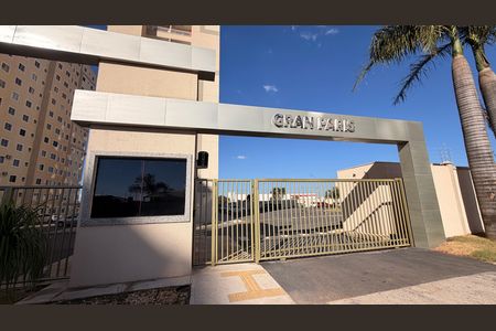 Apartamento à venda com 48m², 2 quartos e 1 vaga Apartamento à venda com 48m², 2 quartos e 1 vagaFachada do Prédio