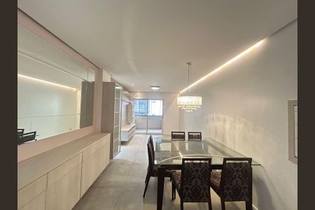 Sala de apartamento para alugar com 2 quartos, 75m² em Centro, Canoas