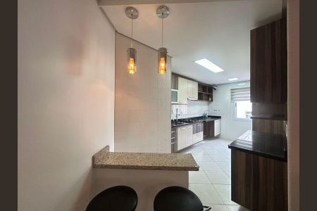 Cozinha e Área de Serviço de apartamento para alugar com 2 quartos, 75m² em Centro, Canoas